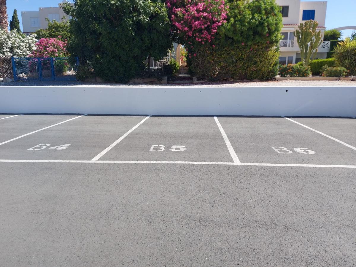 Coral Bay Suite Cyprus Экстерьер фото