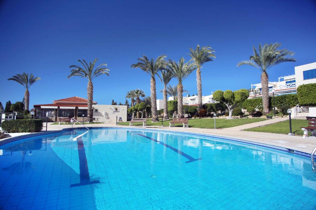Coral Bay Suite Cyprus Экстерьер фото