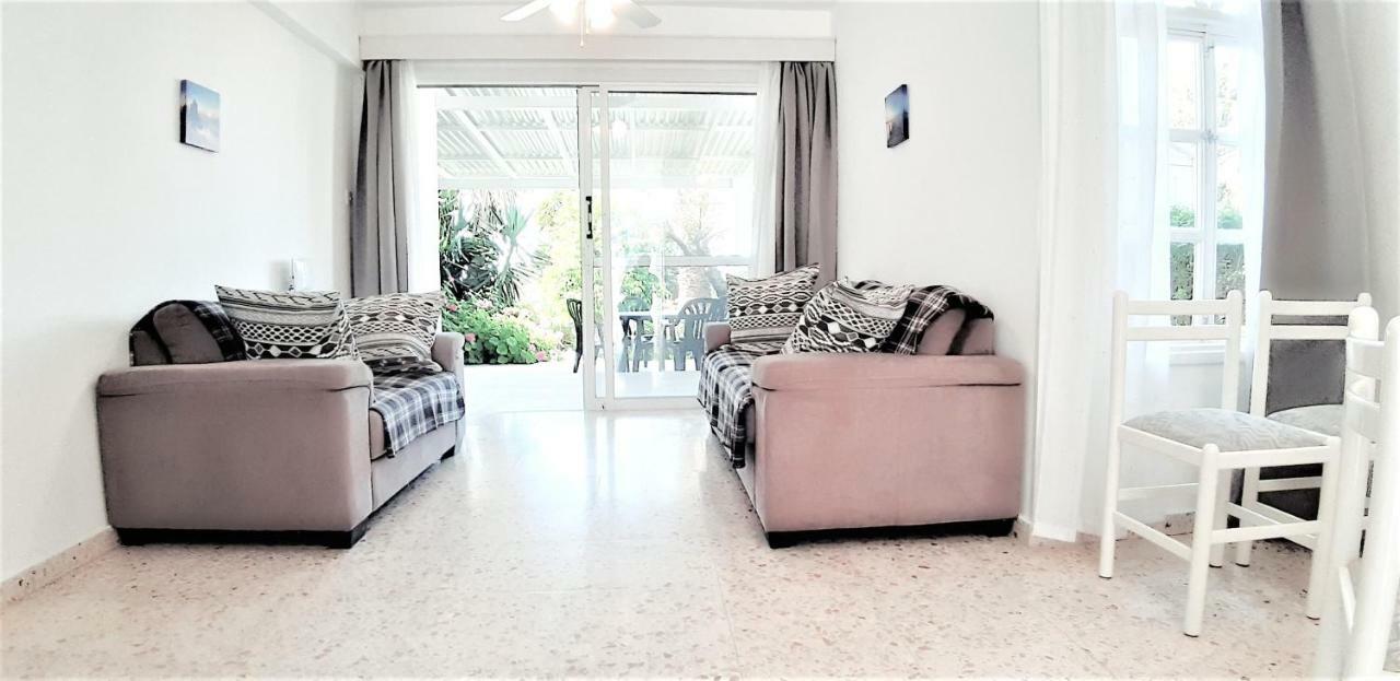 Coral Bay Suite Cyprus Экстерьер фото