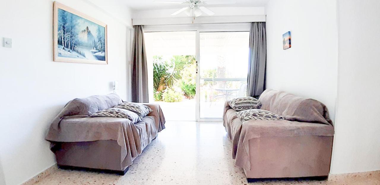 Coral Bay Suite Cyprus Экстерьер фото